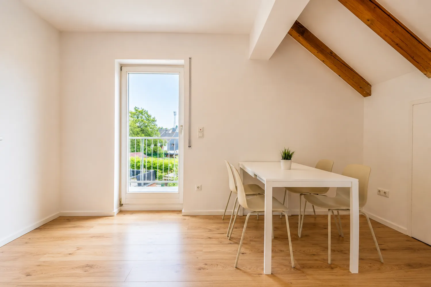 2 Zimmer Wohnung mit 67 m² in Dresden – Bild 9