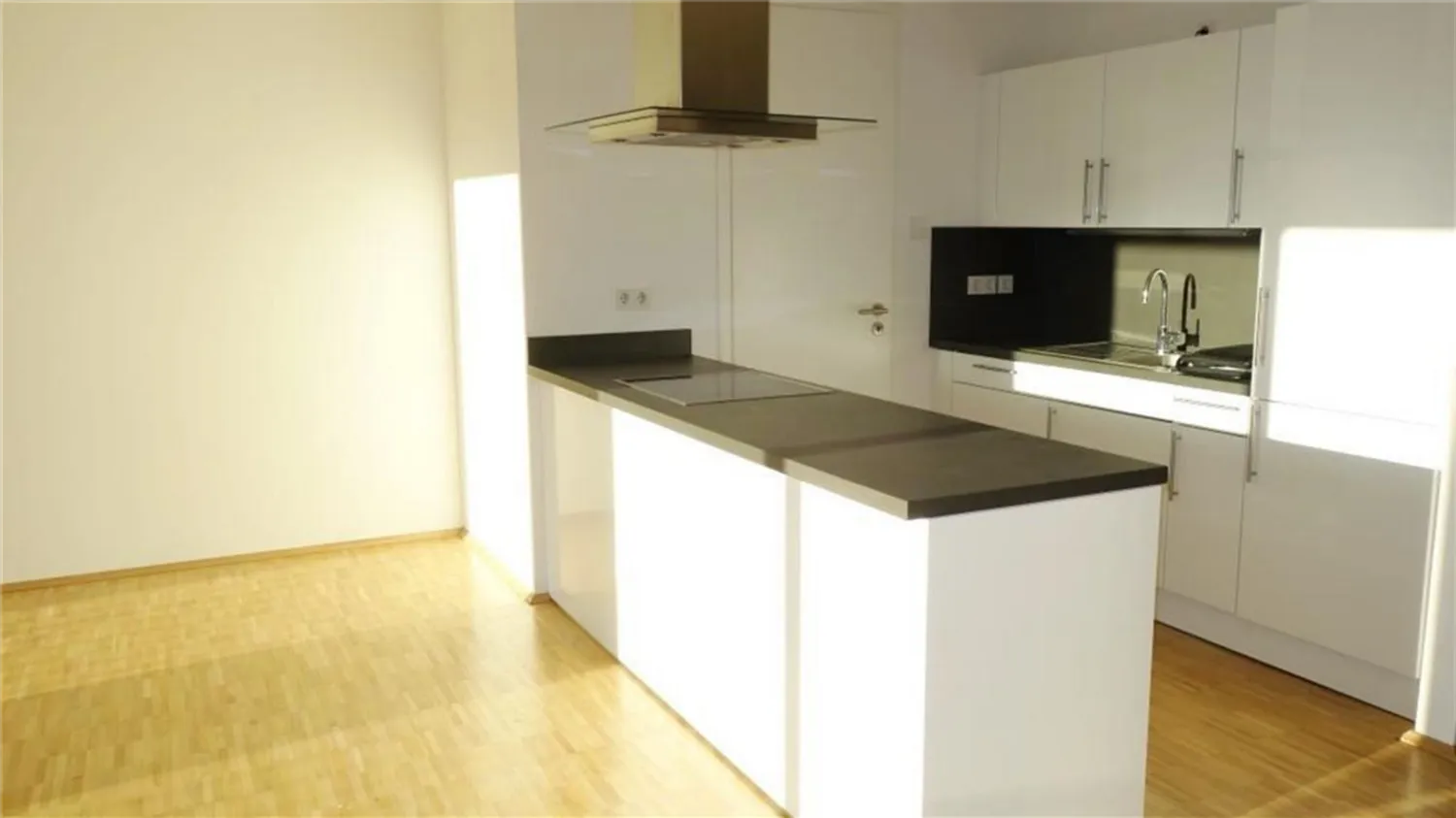 2 Zimmer Wohnung mit 104 m² in Mönchengladbach – Bild 7