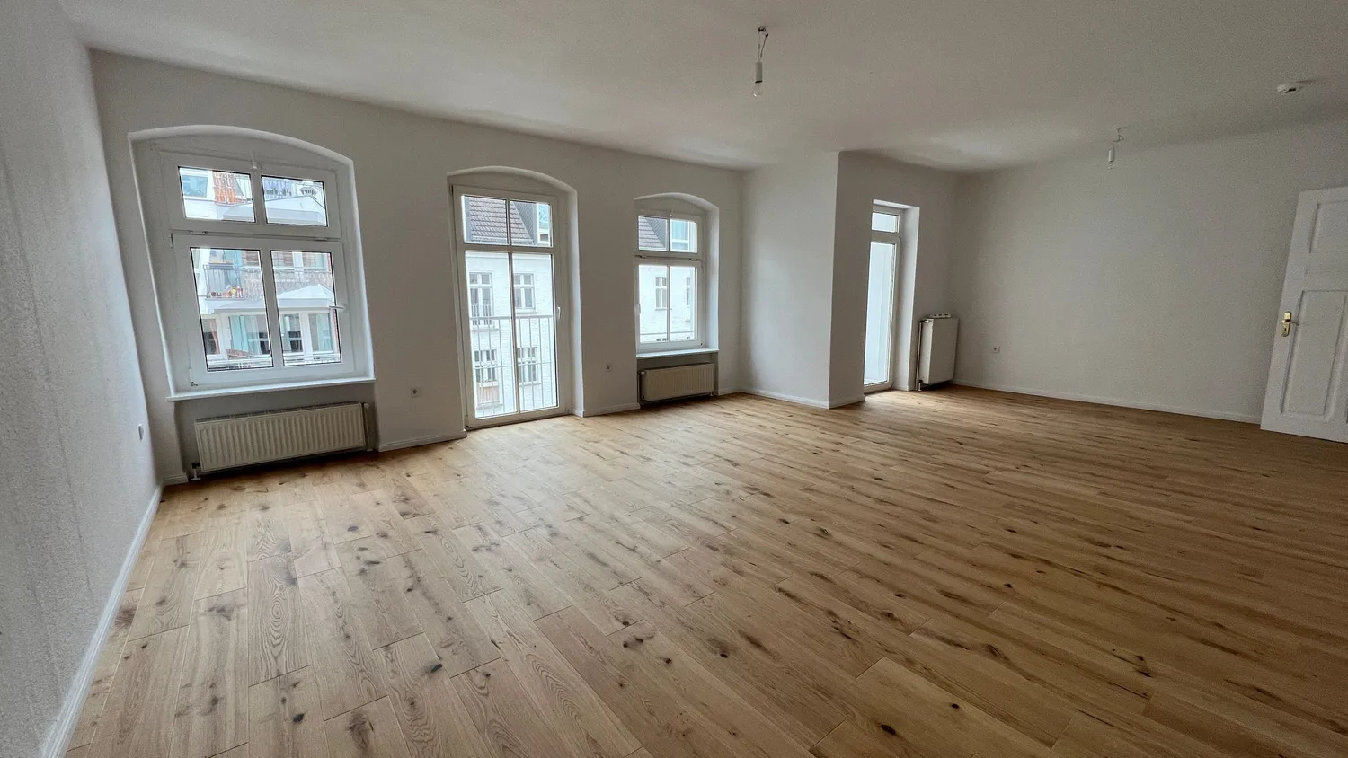 3 Zimmer Wohnung mit 107 m² in Berlin – Bild 2