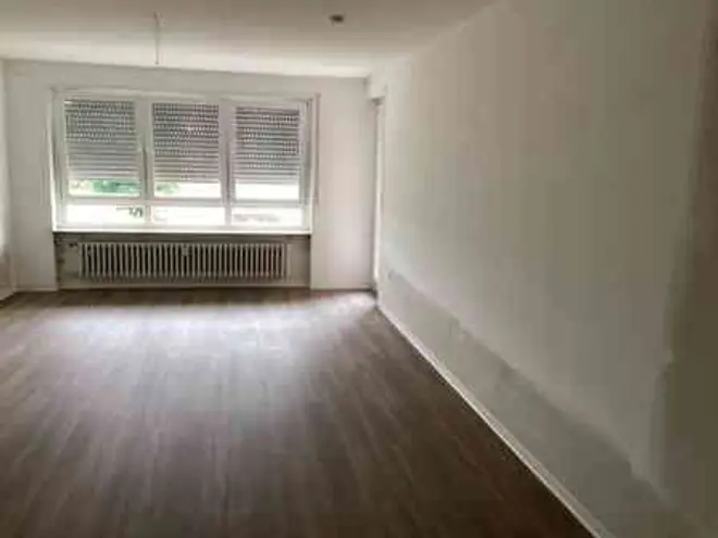 5 Zimmer Wohnung mit 80 m² in Wiesbaden – Bild 3