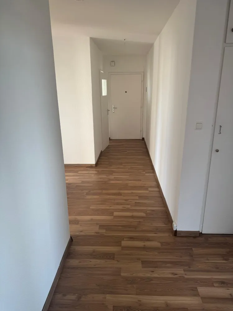 4 Zimmer Wohnung mit 82 m² in Bremerhaven – Bild 1