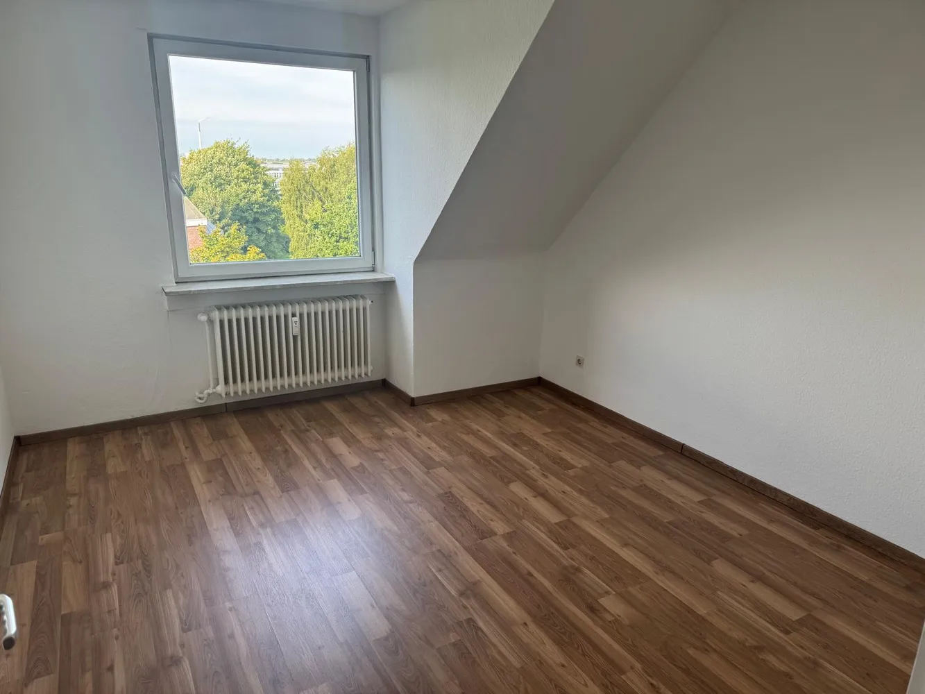 4 Zimmer Wohnung mit 82 m² in Bremerhaven – Bild 7