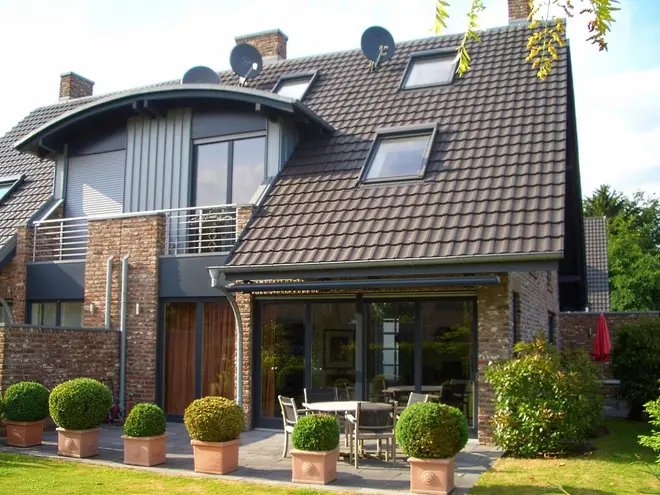 5 Zimmer Haus mit 250 m² in Neuss – Bild 2