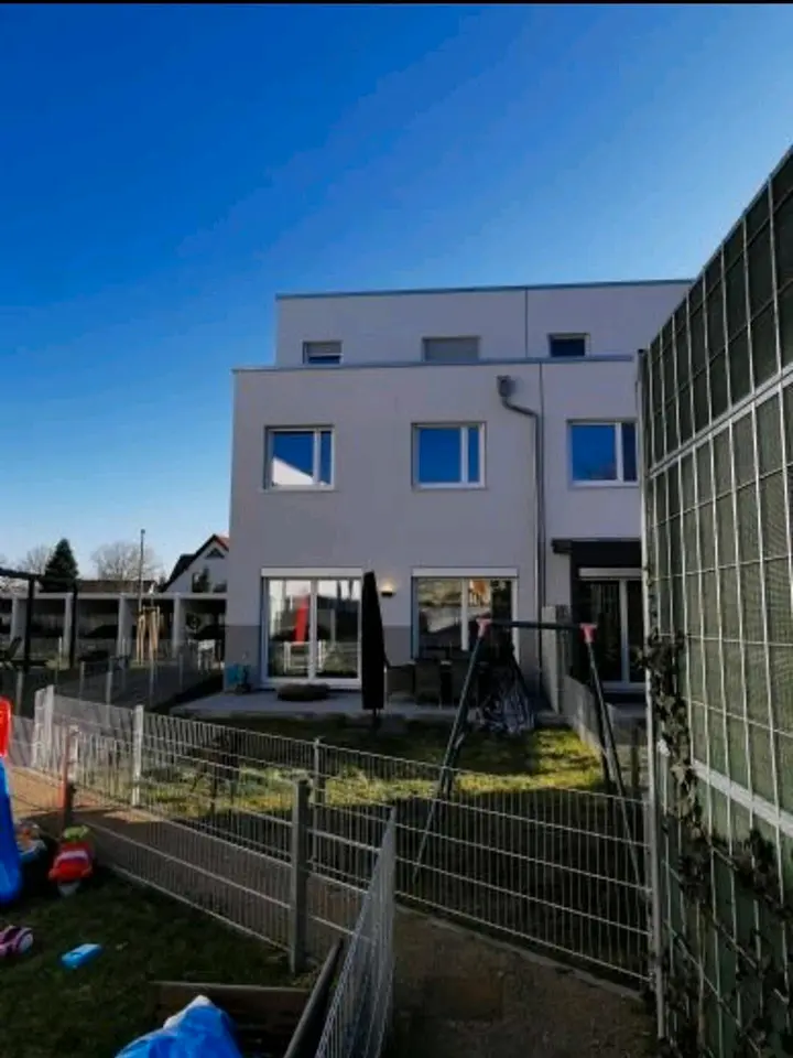 4 Zimmer Haus mit 136 m² in Erlangen – Bild 4