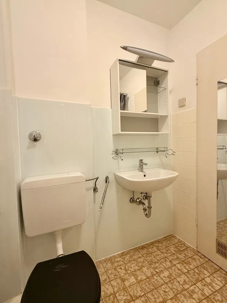 1 Zimmer Wohnung mit 32 m² in Frankfurt am Main – Bild 12