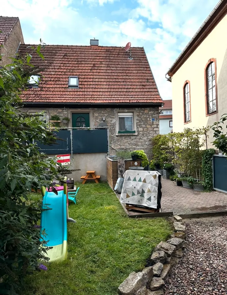 3 Zimmer Haus mit 95 m² in Würzburg – Bild 1
