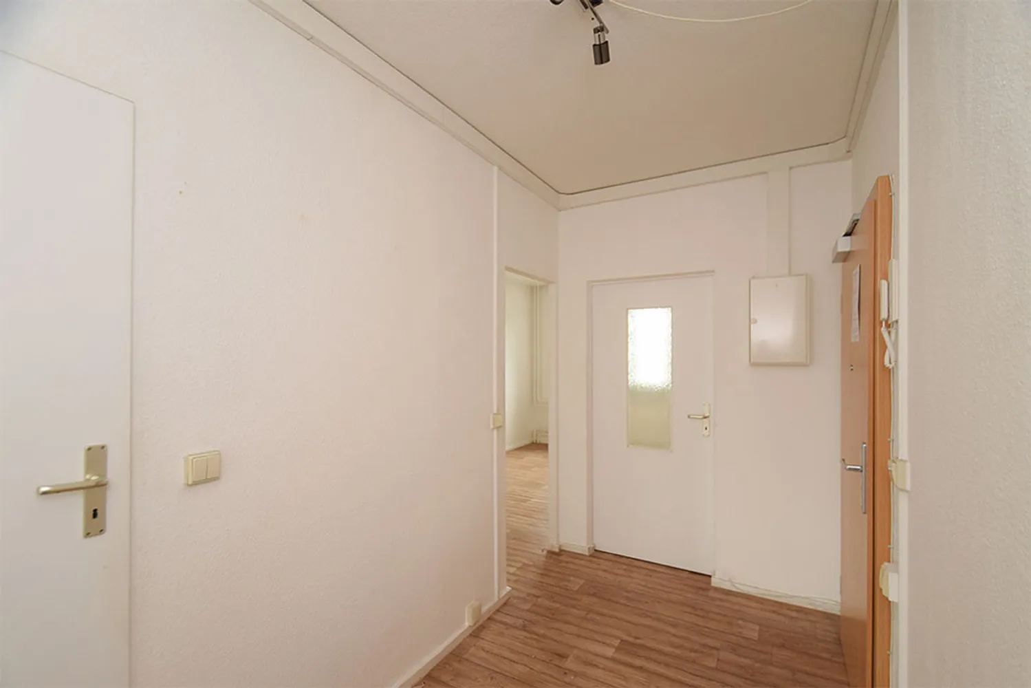 2 Zimmer Wohnung mit 49 m² in Halle (Saale) – Bild 4