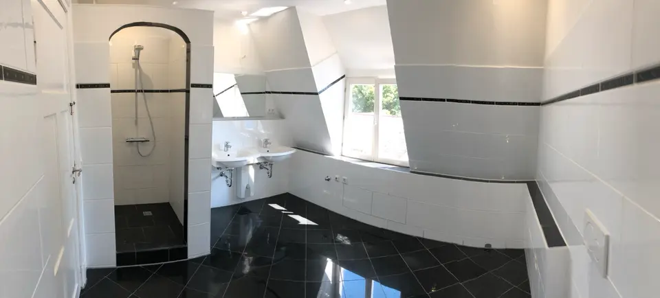 5 Zimmer Wohnung mit 140 m² in Flensburg – Bild 3