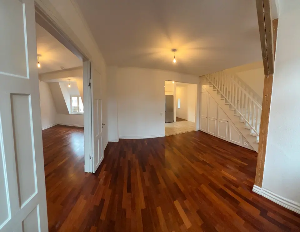 5 Zimmer Wohnung mit 140 m² in Flensburg – Bild 8