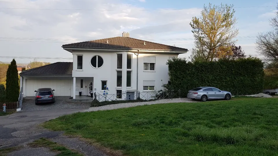 5 Zimmer Wohnung mit 216 m² in Amberg – Bild 2