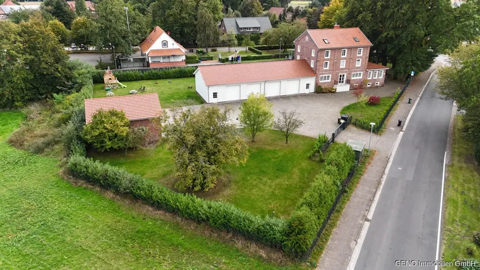 9 Zimmer Haus mit 300 m² in Delmenhorst – Bild 2
