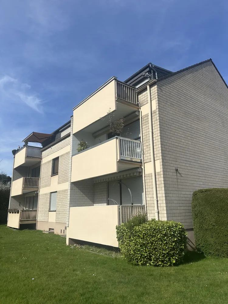3 Zimmer Wohnung mit 77 m² in Solingen – Bild 1