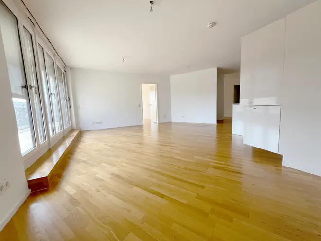 5 Zimmer Wohnung mit 124 m² in Stuttgart – Bild 4