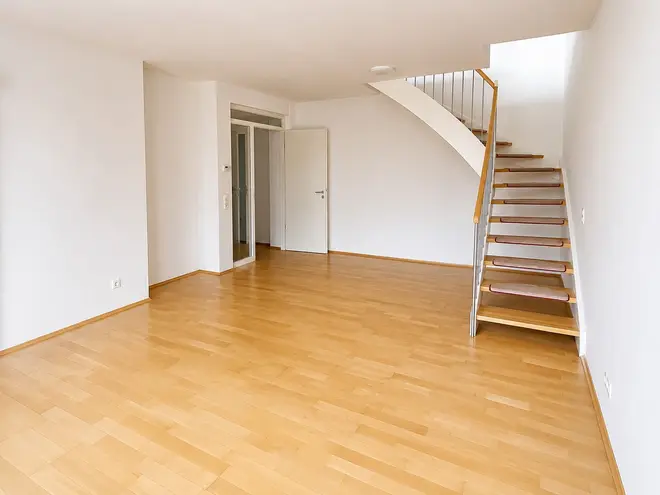 3 Zimmer Wohnung mit 115 m² in Wiesbaden – Bild 3