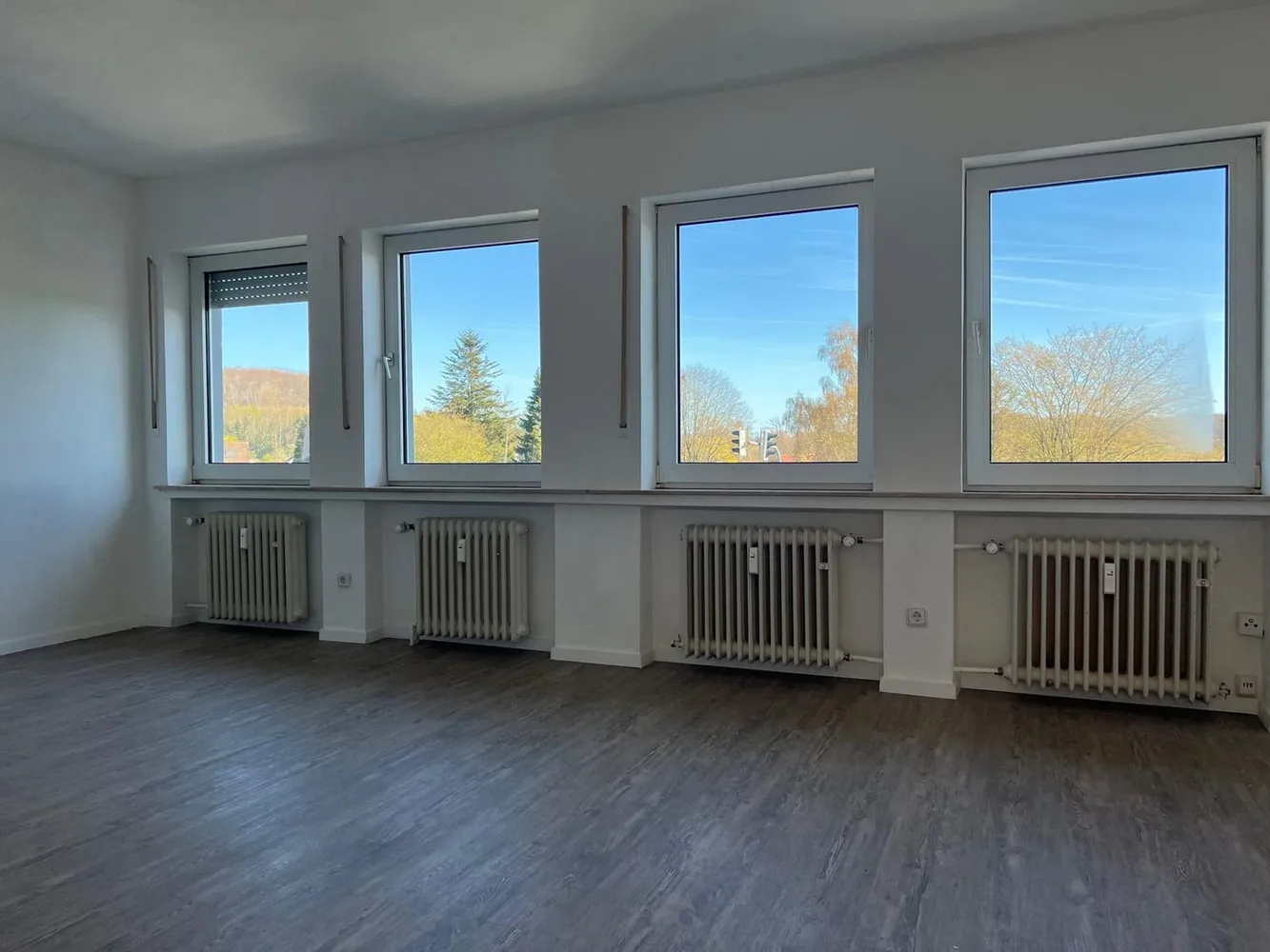 2 Zimmer Wohnung mit 69 m² in Detmold – Bild 1