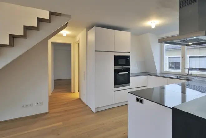 4 Zimmer Wohnung mit 135 m² in Essen – Bild 2