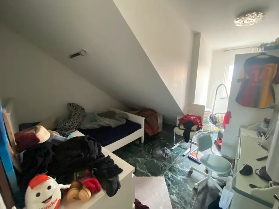 4 Zimmer Wohnung mit 115 m² in Ludwigshafen – Bild 3