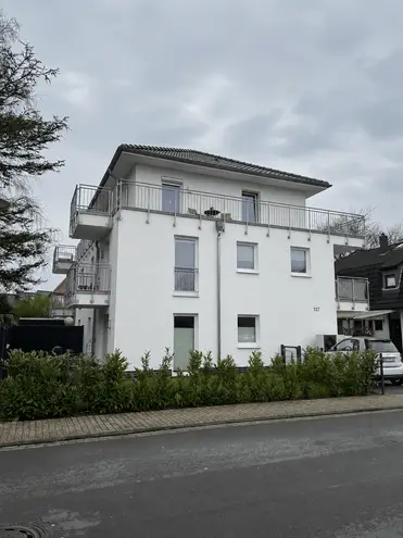 2 Zimmer Wohnung mit 121 m² in Oldenburg – Bild 1
