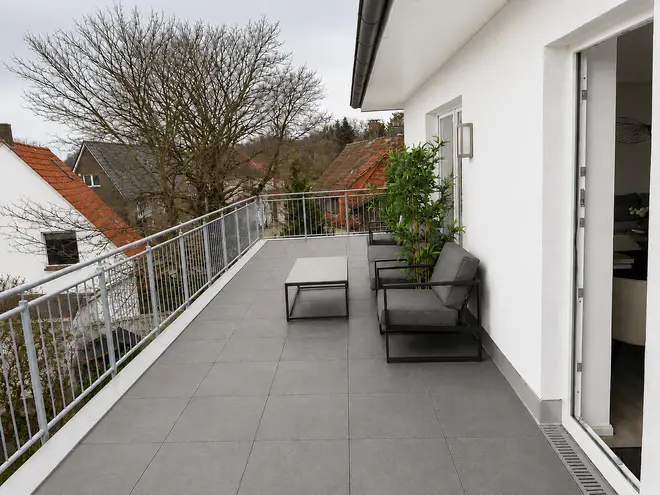 2 Zimmer Wohnung mit 121 m² in Oldenburg – Bild 2