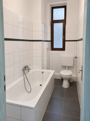 6 Zimmer Wohnung mit 125 m² in Bremen – Bild 2