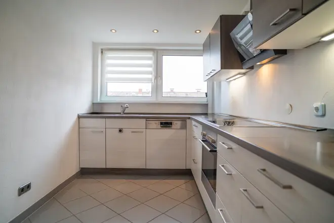 4 Zimmer Wohnung mit 99 m² in Mannheim – Bild 2