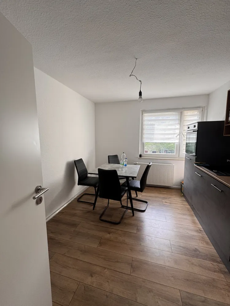 2 Zimmer Wohnung mit 65 m² in Wuppertal – Bild 2