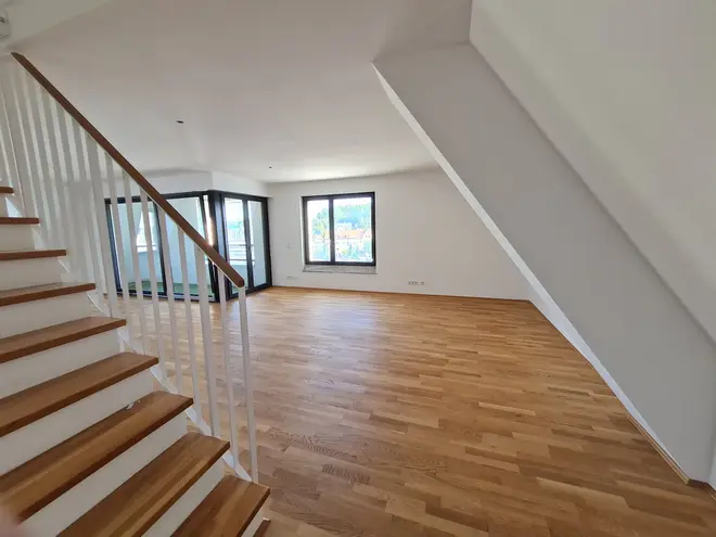 3 Zimmer Wohnung mit 114 m² in Regensburg – Bild 3