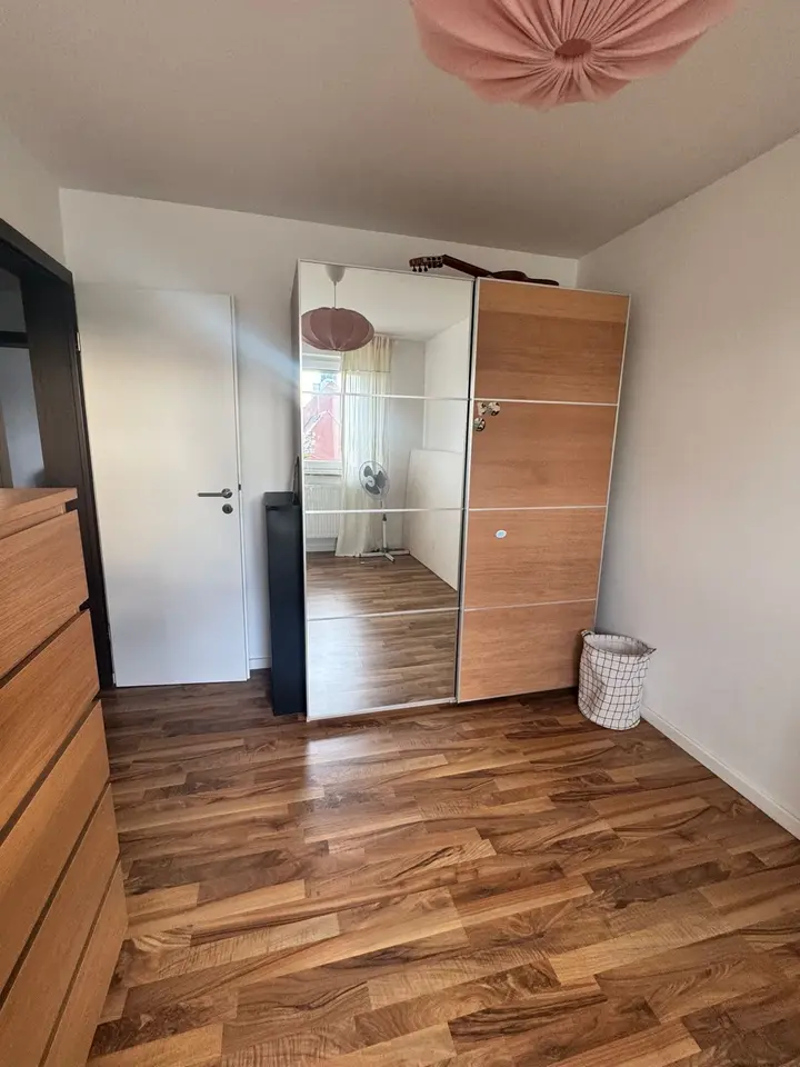 WG-Zimmer mit 15 m² in Neu-Ulm – Bild 2