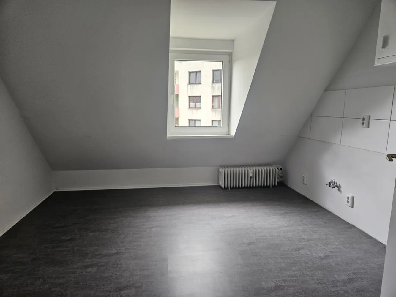 2 Zimmer Wohnung mit 48 m² in Bremerhaven – Bild 4