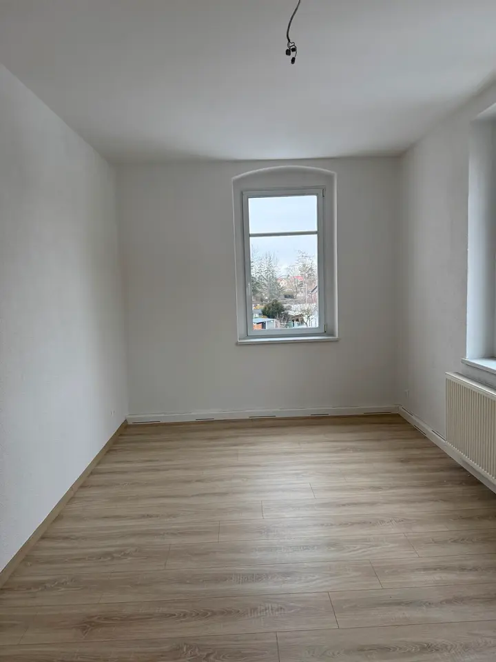 4 Zimmer Wohnung mit 103 m² in Gera – Bild 1