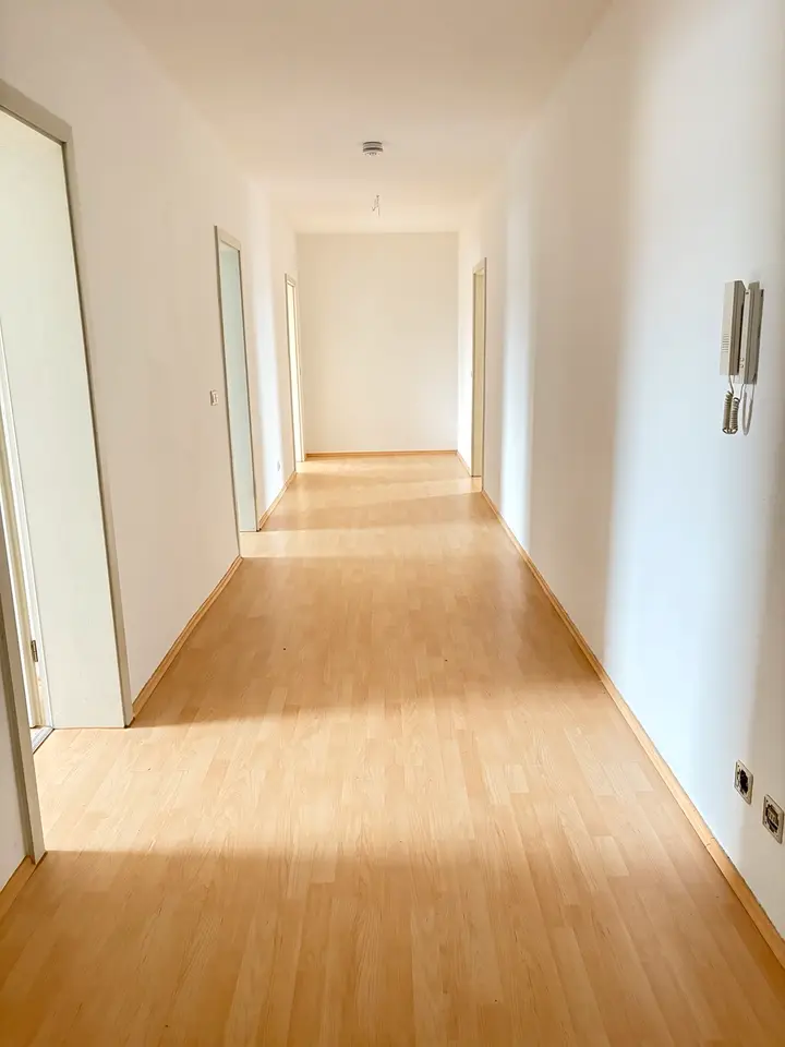 2 Zimmer Wohnung mit 88 m² in Sangerhausen – Bild 4