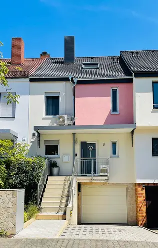 4 Zimmer Haus mit 140 m² in Mannheim – Bild 1