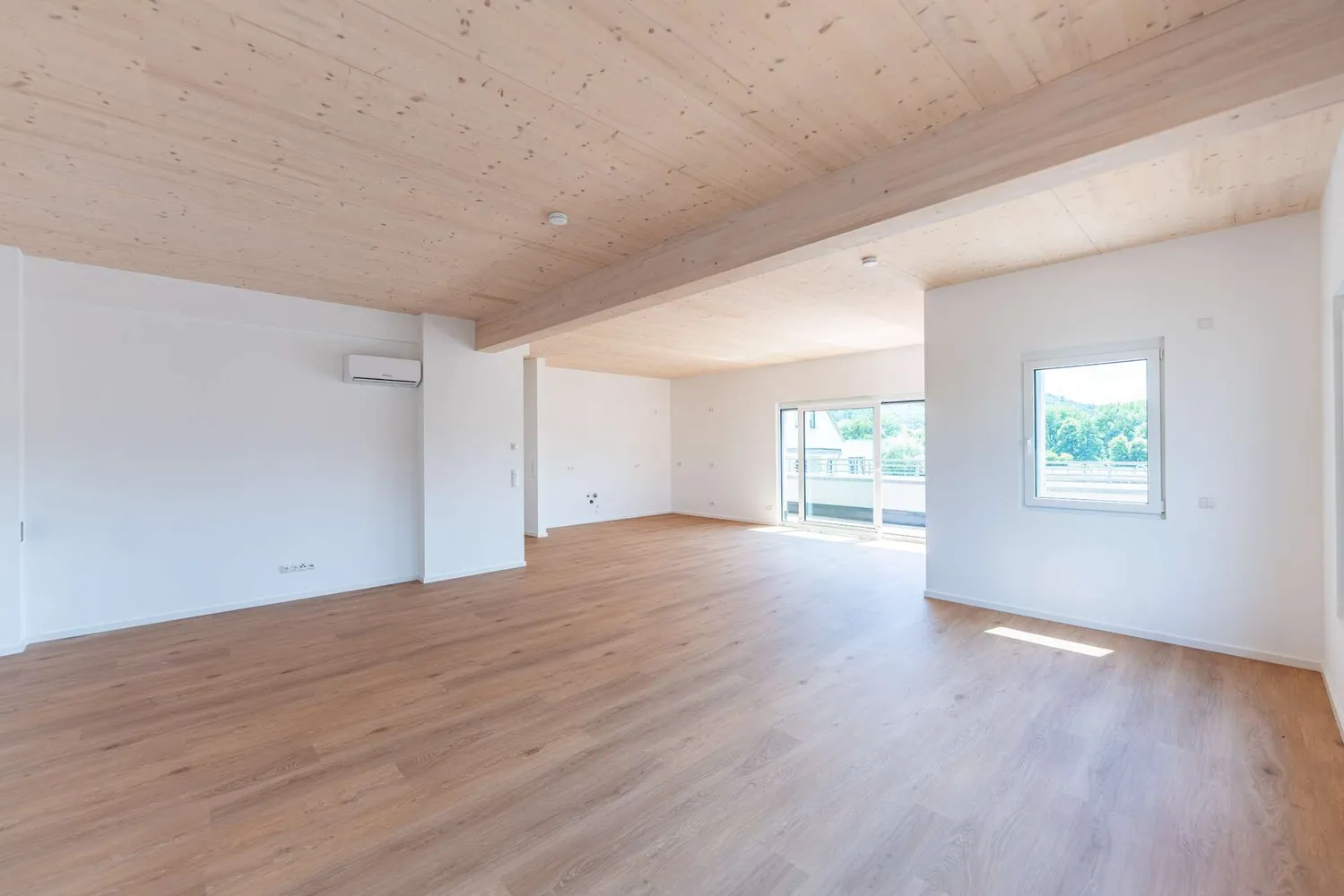 5 Zimmer Wohnung mit 213 m² in Jena – Bild 5