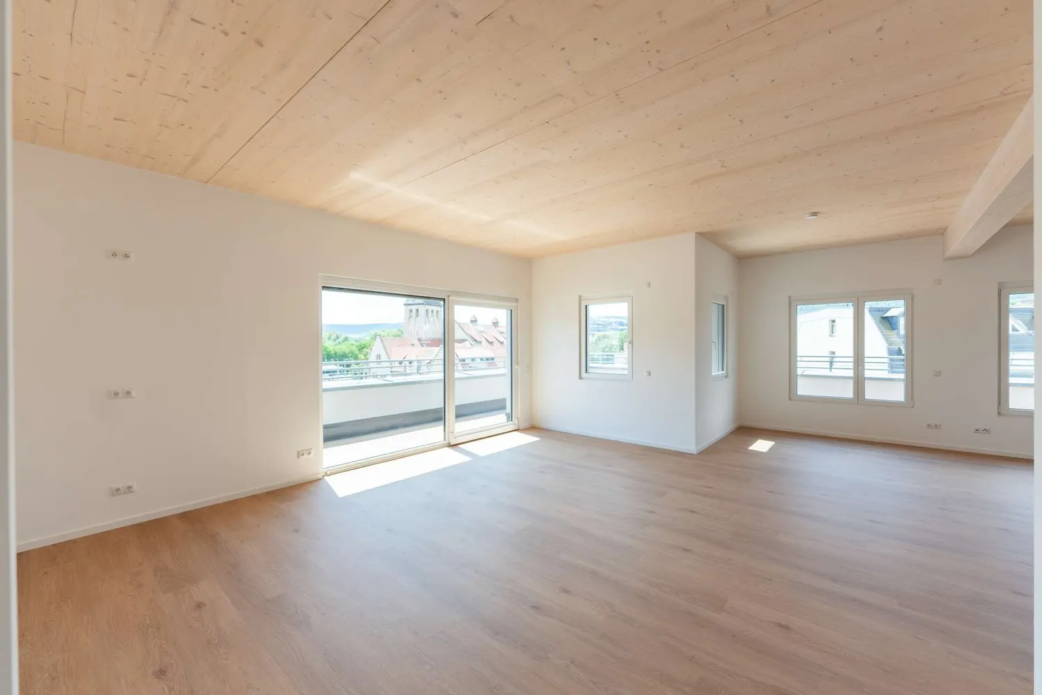 5 Zimmer Wohnung mit 213 m² in Jena – Bild 7