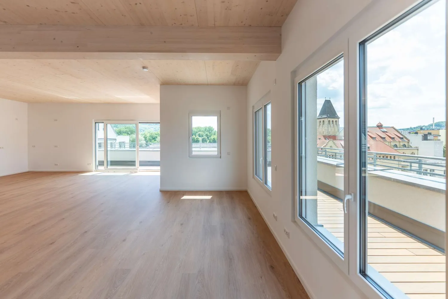 5 Zimmer Wohnung mit 213 m² in Jena – Bild 9