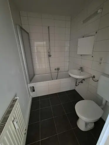 4 Zimmer Wohnung mit 67 m² in Halle (Saale) – Bild 10
