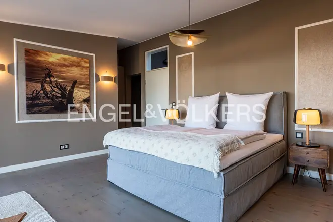 6 Zimmer Wohnung mit 230 m² in Rostock – Bild 4