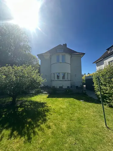 5 Zimmer Wohnung mit 95 m² in Hannover – Bild 1