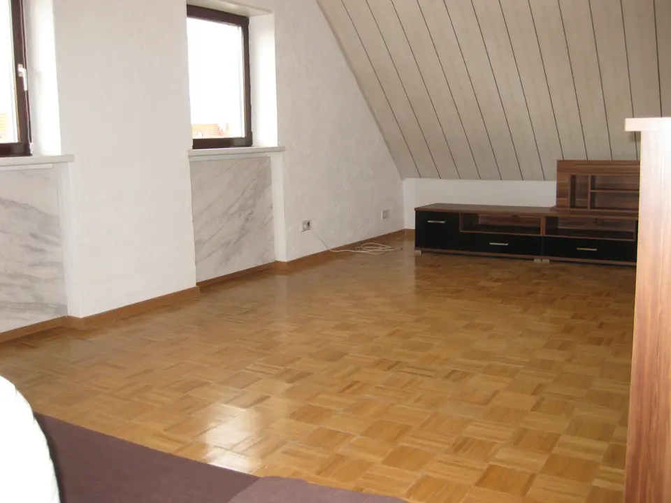 2 Zimmer Wohnung mit 42 m² in Kelheim – Bild 2