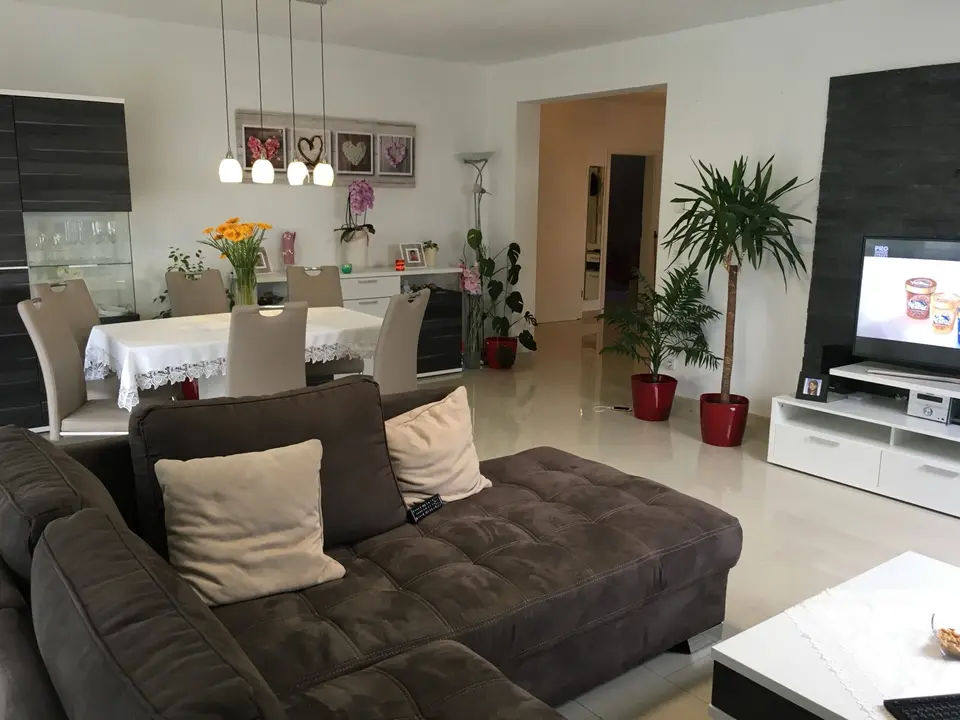 5 Zimmer Wohnung mit 125 m² in Wetzlar – Bild 2