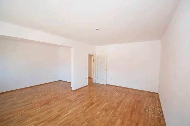 3 Zimmer Wohnung mit 78 m² in Wilhelmshaven – Bild 2