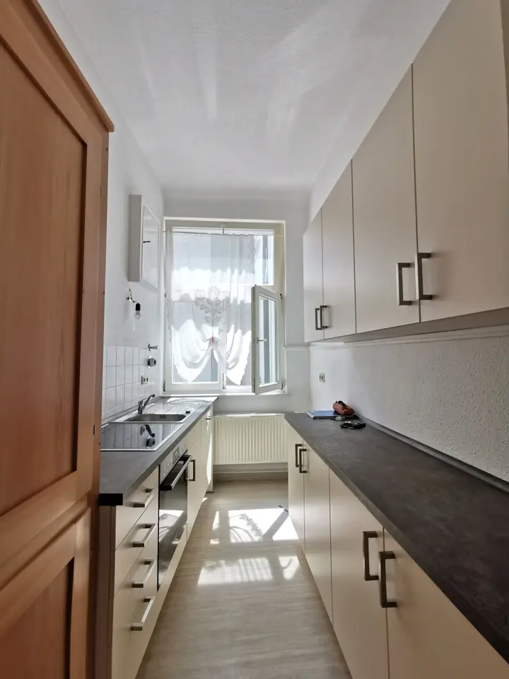 4 Zimmer Wohnung mit 110 m² in Eisenach – Bild 2