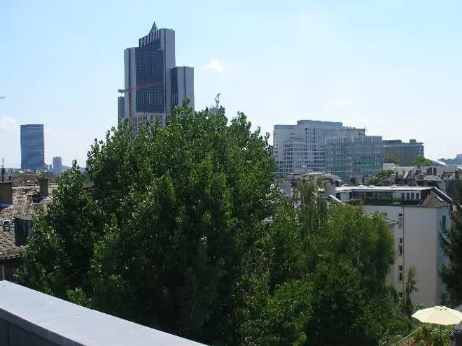 3 Zimmer Wohnung mit 148 m² in Frankfurt am Main – Bild 10