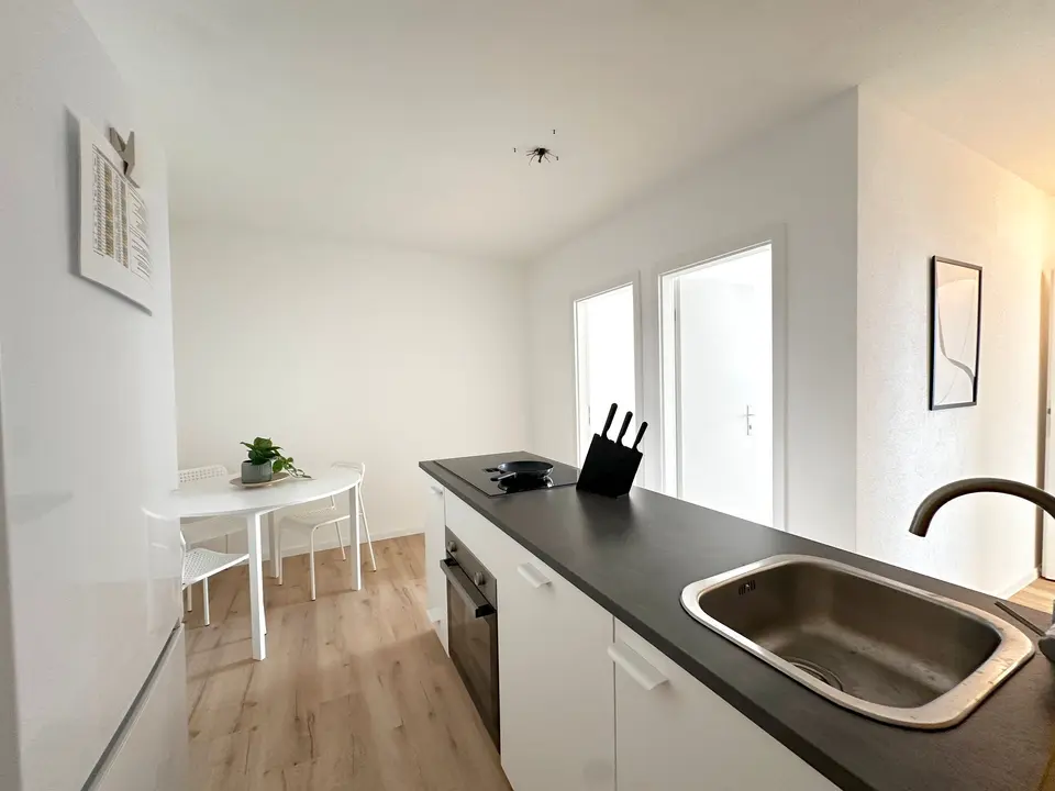 6 Zimmer Wohnung mit 12 m² in Offenbach – Bild 3