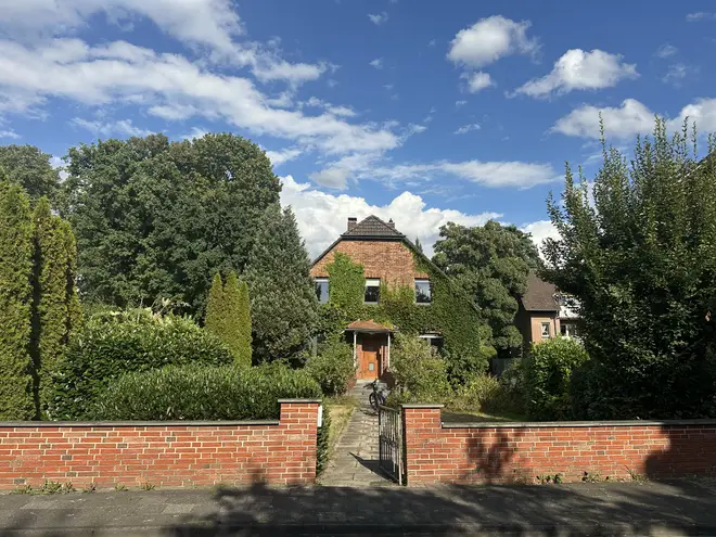8 Zimmer Haus mit 150 m² in Paderborn – Bild 1