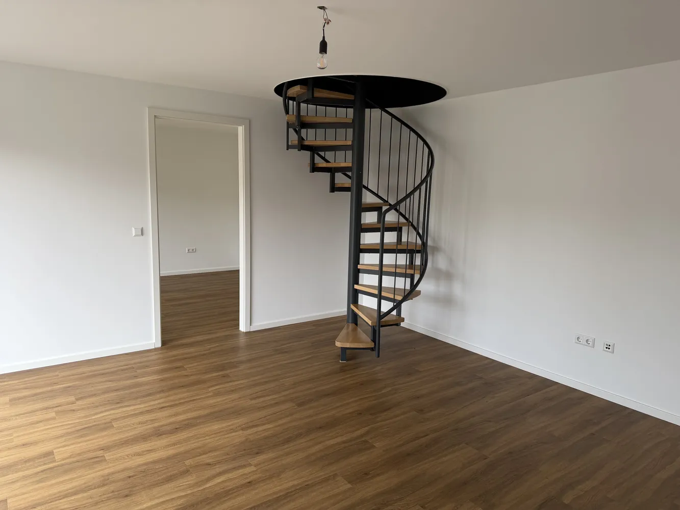 4 Zimmer Wohnung mit 95 m² in Reutlingen – Bild 3