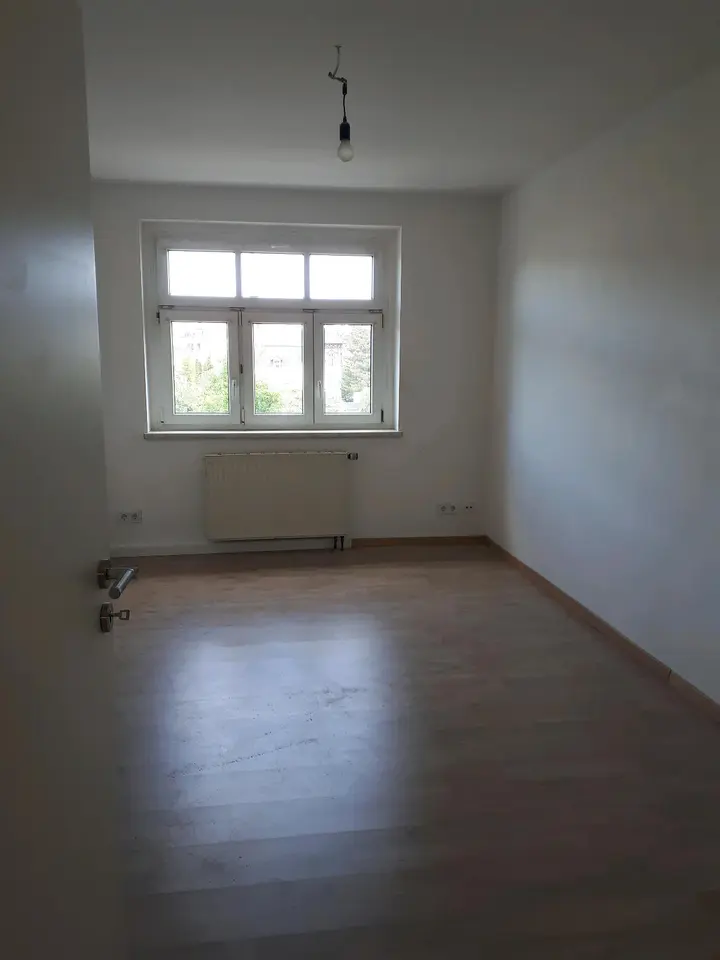 4 Zimmer Wohnung mit 78 m² in Dresden – Bild 1