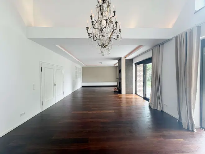 5 Zimmer Haus mit 250 m² in Köln – Bild 4