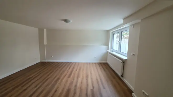 4 Zimmer Haus mit 150 m² in Wiesbaden – Bild 12