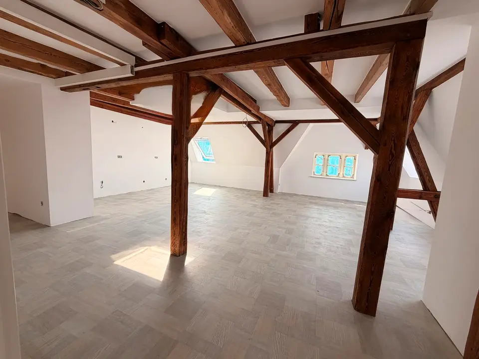 2 Zimmer Wohnung mit 87 m² in Cottbus – Bild 1